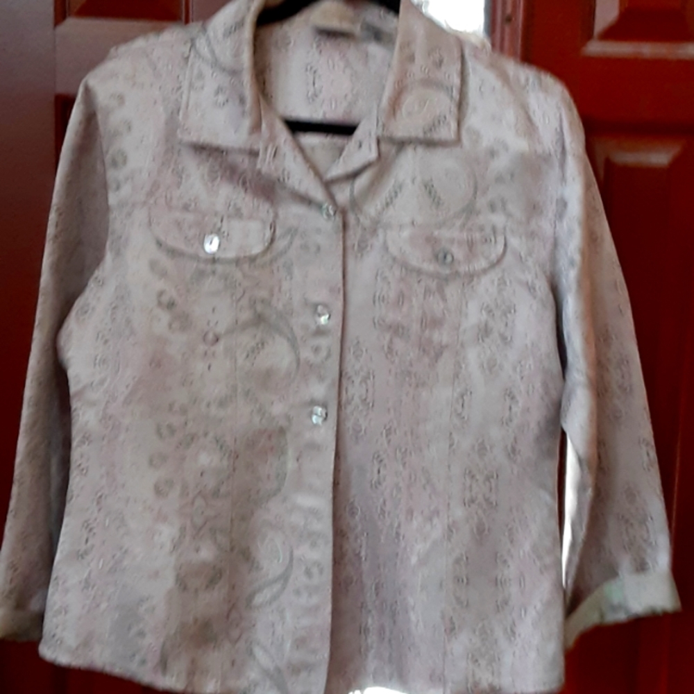 Beautiful satin jean jacket, pastel color